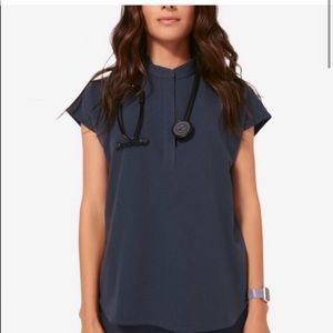 FIGS DARK HARBOR LIMITED EDITION COLOR CL RAFAELA SCRUB TOP IN XL